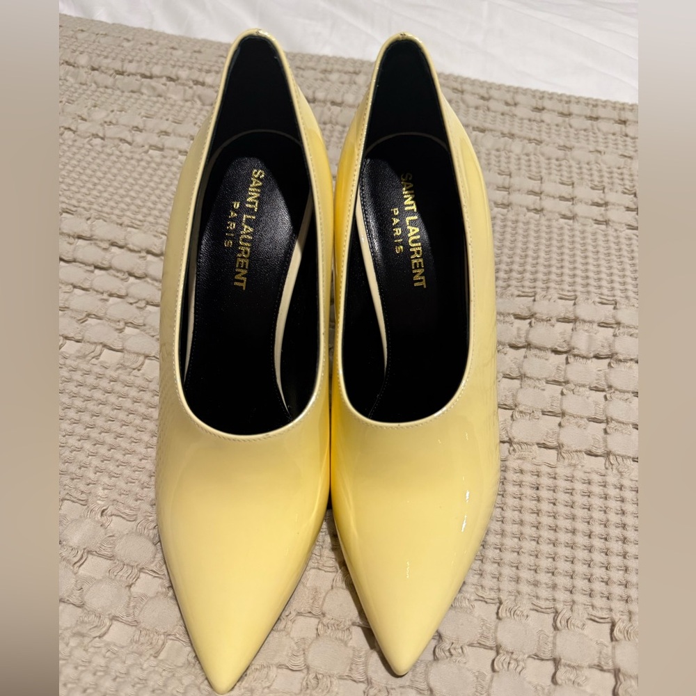 Saint Laurent Heels Elegant Pointed-Toe Pumps